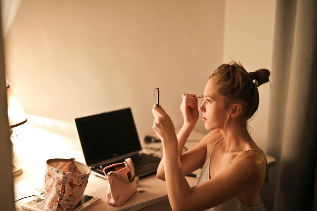 Quick Makeup Touch-Ups That Last